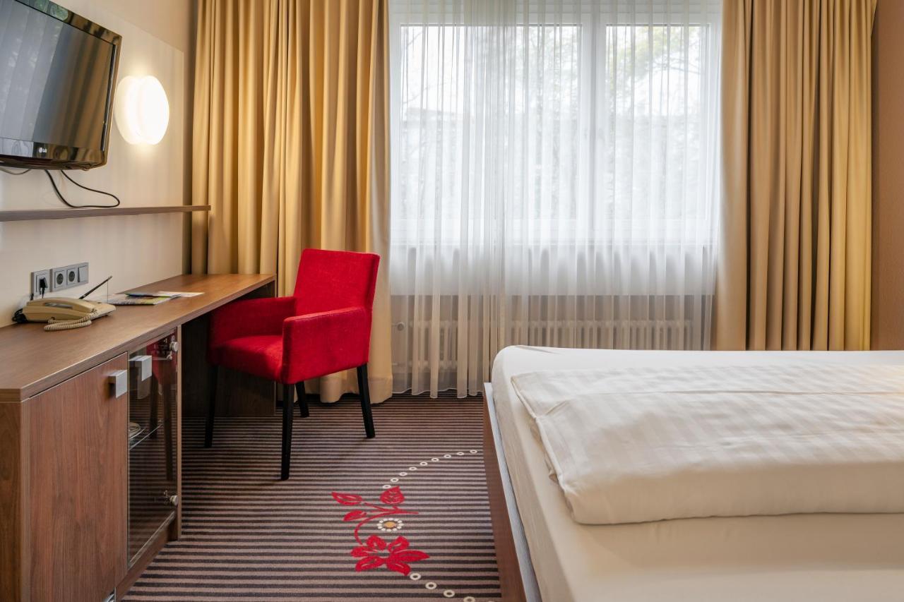 Hotel Fuchsen Kirchheim unter Teck Luaran gambar