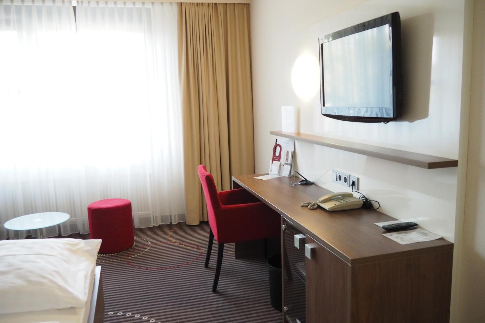 Hotel Fuchsen Kirchheim unter Teck Luaran gambar