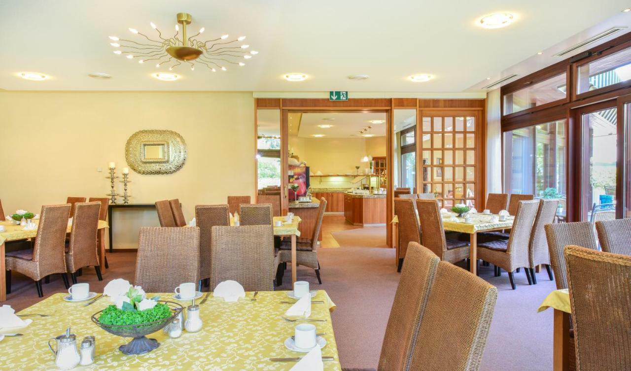 Hotel Fuchsen Kirchheim unter Teck Luaran gambar