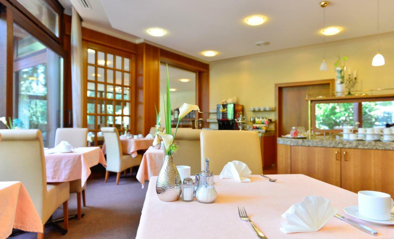 Hotel Fuchsen Kirchheim unter Teck Luaran gambar
